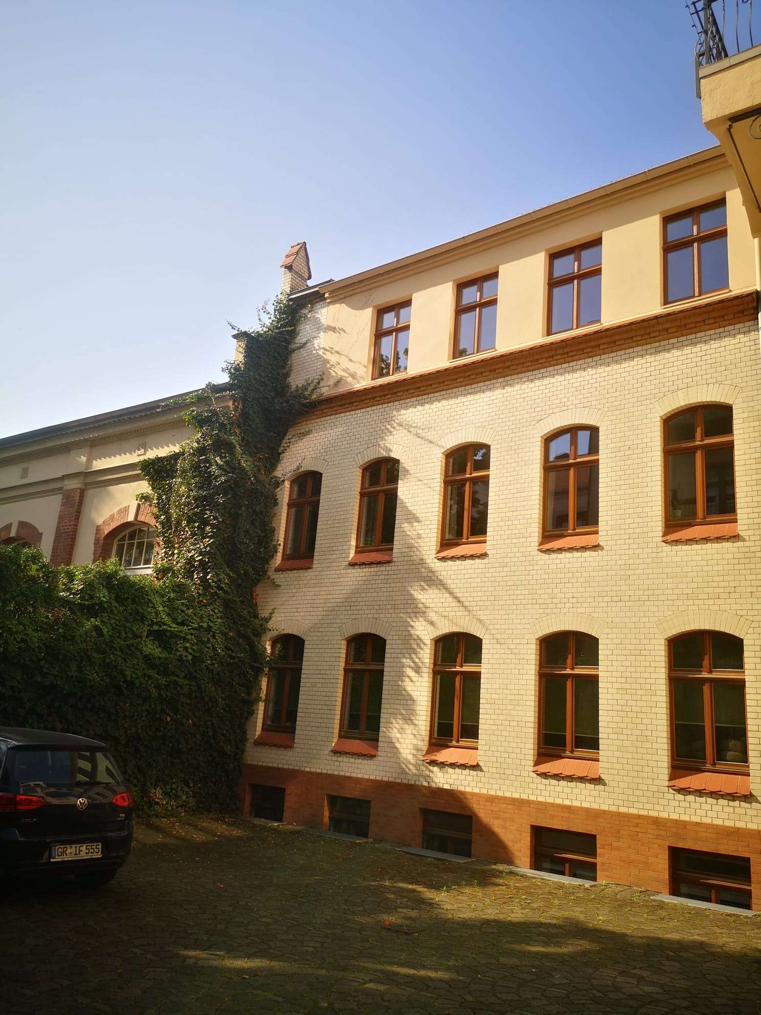 Hinterhaus